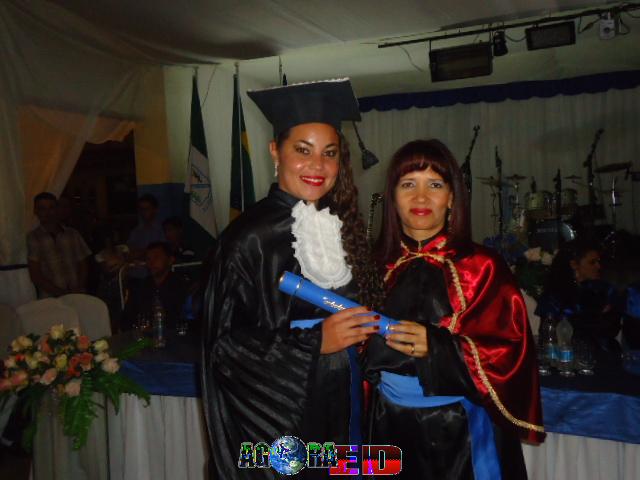 http://www.agoraed.com/portalnovo/galeria/eventos/pioix/DSC03690.JPG